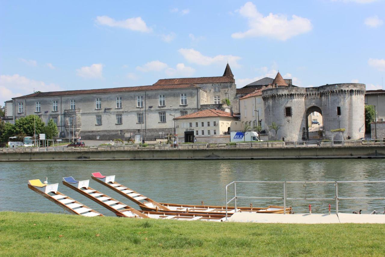 Ibis Budget Cognac Châteaubernard Exterior foto